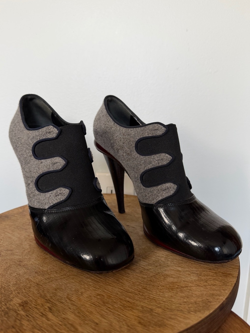Fendi Gray Felt Black Leather Stiletto Ankle Booties Heels EU 39